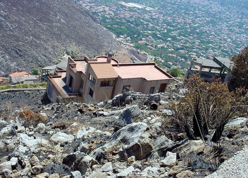 wpid-18013_costaabusivismo.jpg