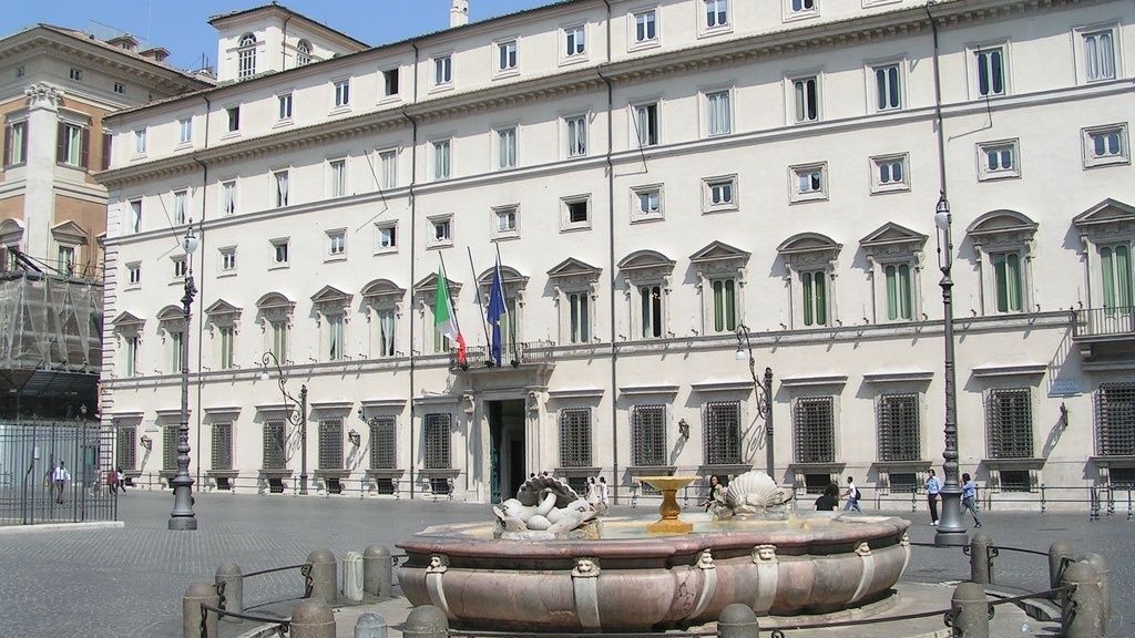 wpid-20381_peritipalazzochigi.jpg